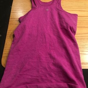 Lululemon tank
